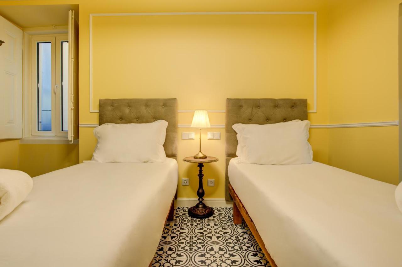 Solar Dos Poetas Guest house Lisbon